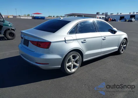 2015 Audi A3 1.8T Premium из США, поврежденный, VIN WAUACGFF0F1012715
